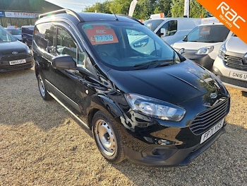 Used Ford Transit Courier 2022 for sale - 76182200: Photo