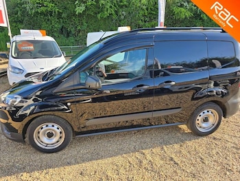 Used Ford Transit Courier 2022 for sale - 76182200: Photo