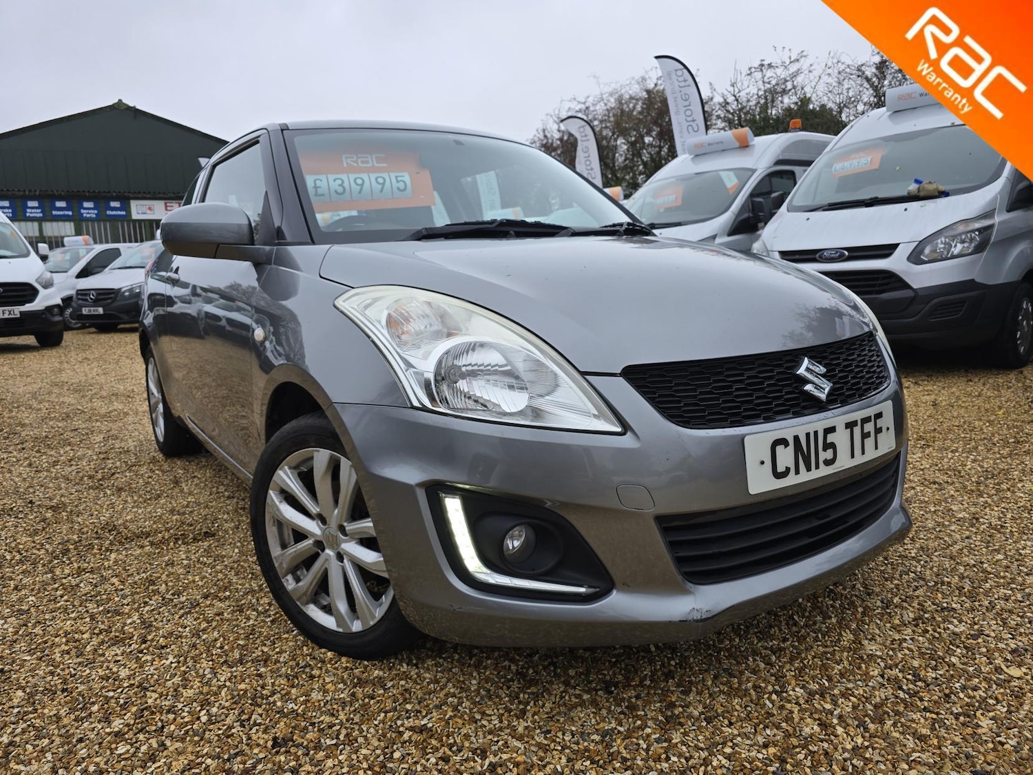 Used Suzuki Swift 2015 for sale - 76620362: Photo 1