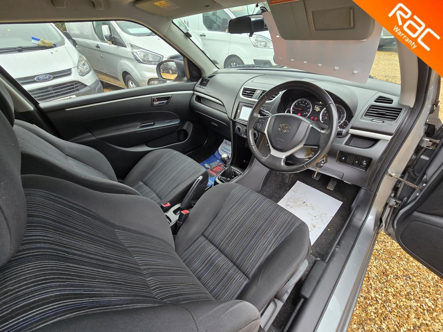 Used Suzuki Swift 2015 for sale - 76620362: Photo 32