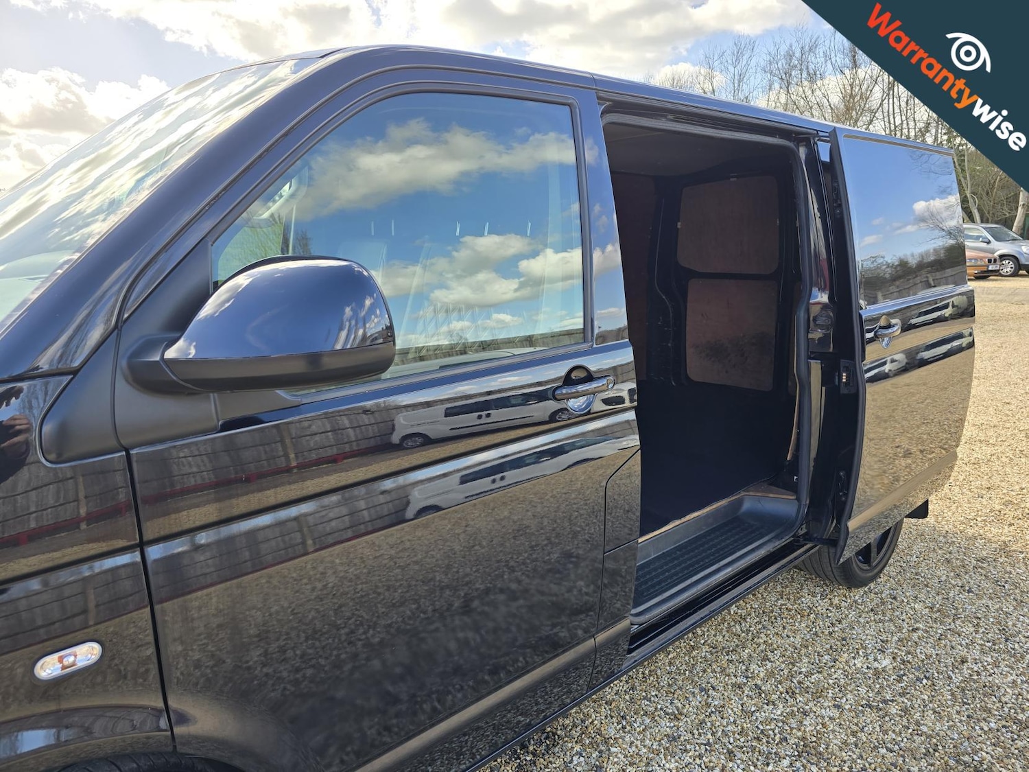 Used Volkswagen Transporter 2015 for sale - 77992027: Photo 18