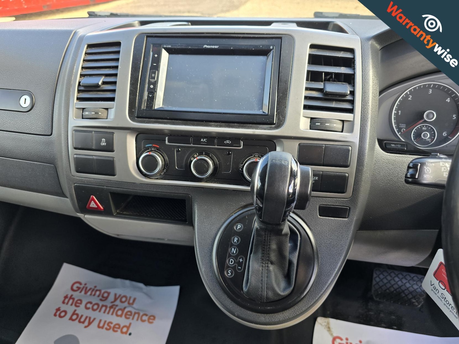 Used Volkswagen Transporter 2015 for sale - 77992027: Photo 37