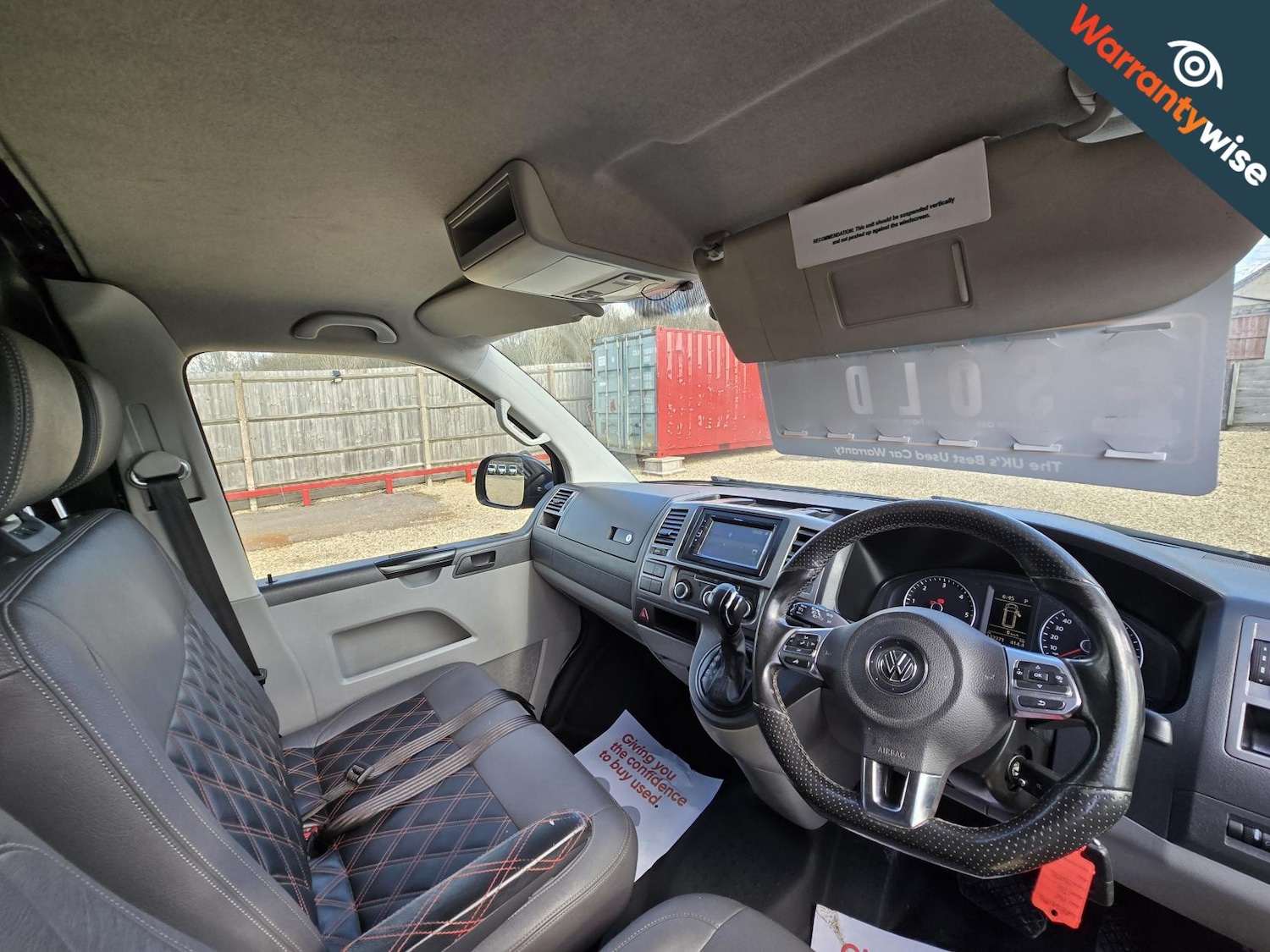 Used Volkswagen Transporter 2015 for sale - 77992027: Photo 41