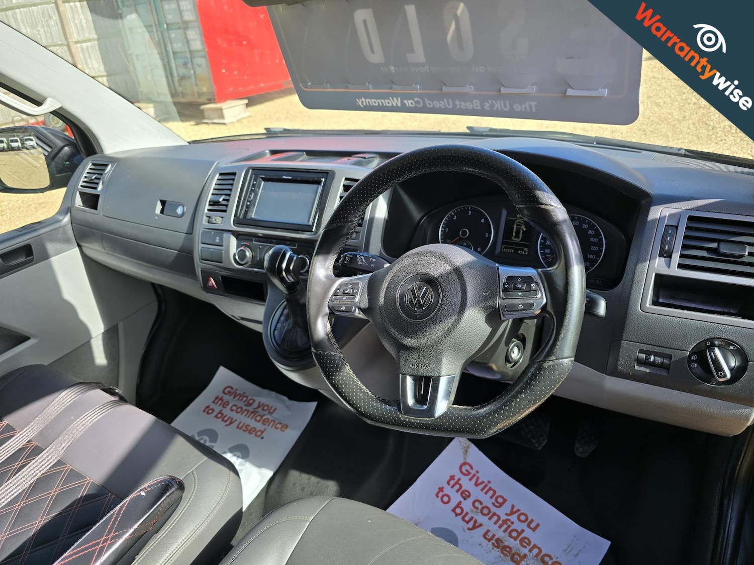 Used Volkswagen Transporter 2015 for sale - 77992027: Photo 8