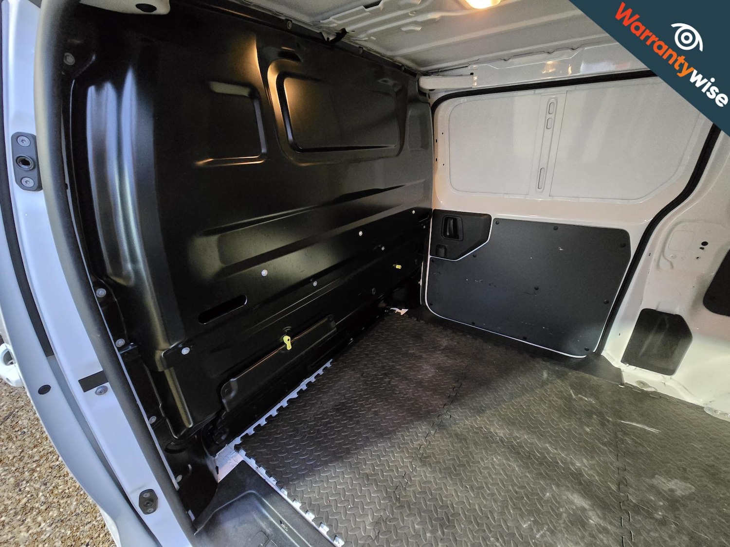 Used Peugeot Expert 2022 for sale - 76882181: Photo 30