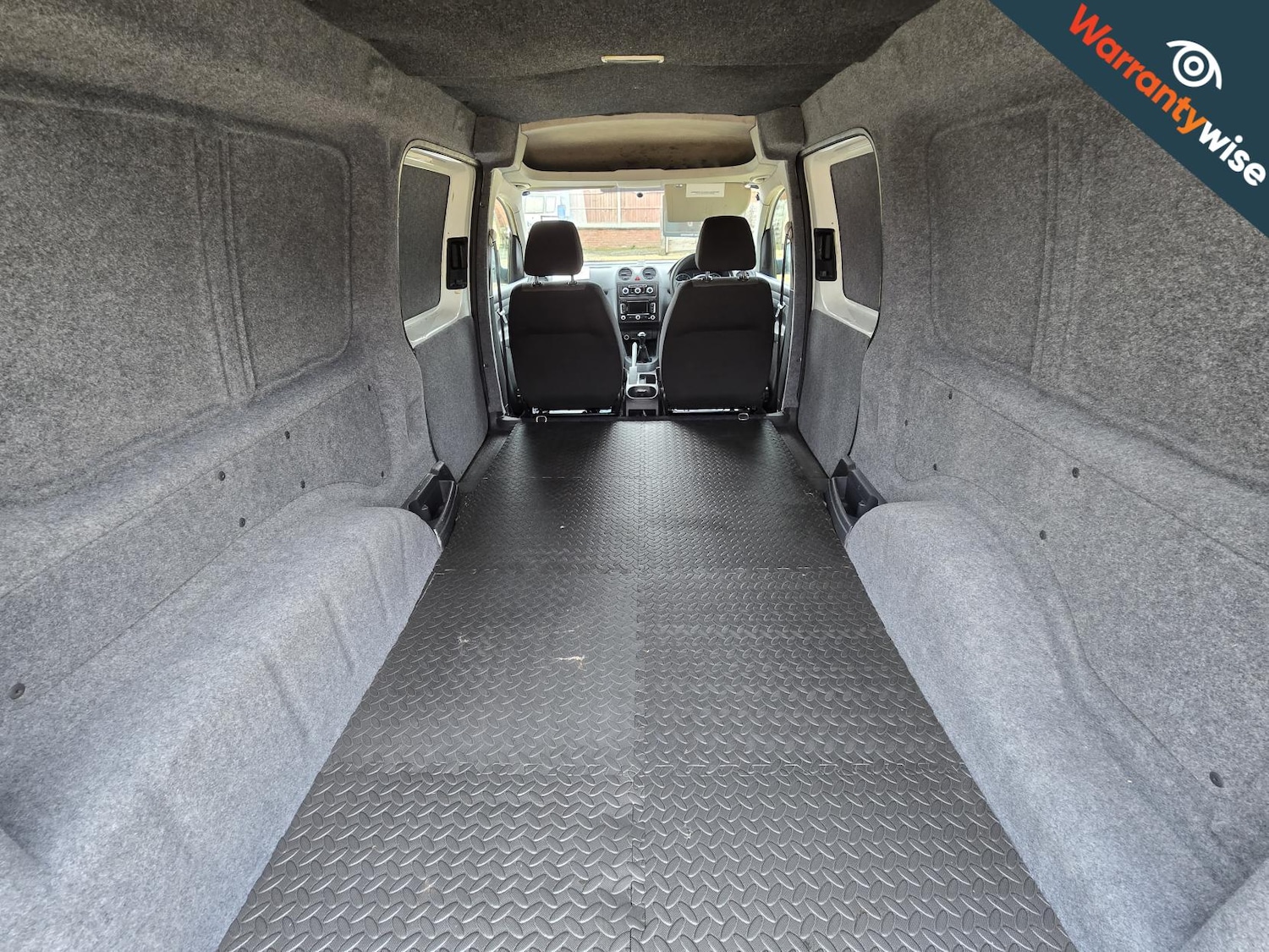 Used Volkswagen Caddy Maxi 2012 for sale - 77837383: Photo 37