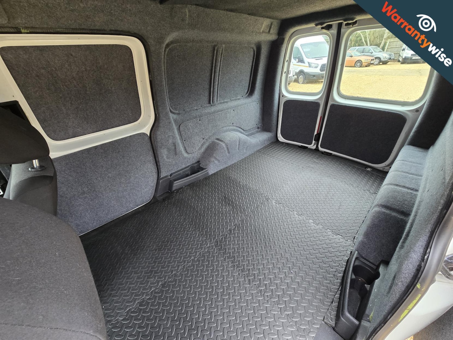 Used Volkswagen Caddy Maxi 2012 for sale - 77837383: Photo 7