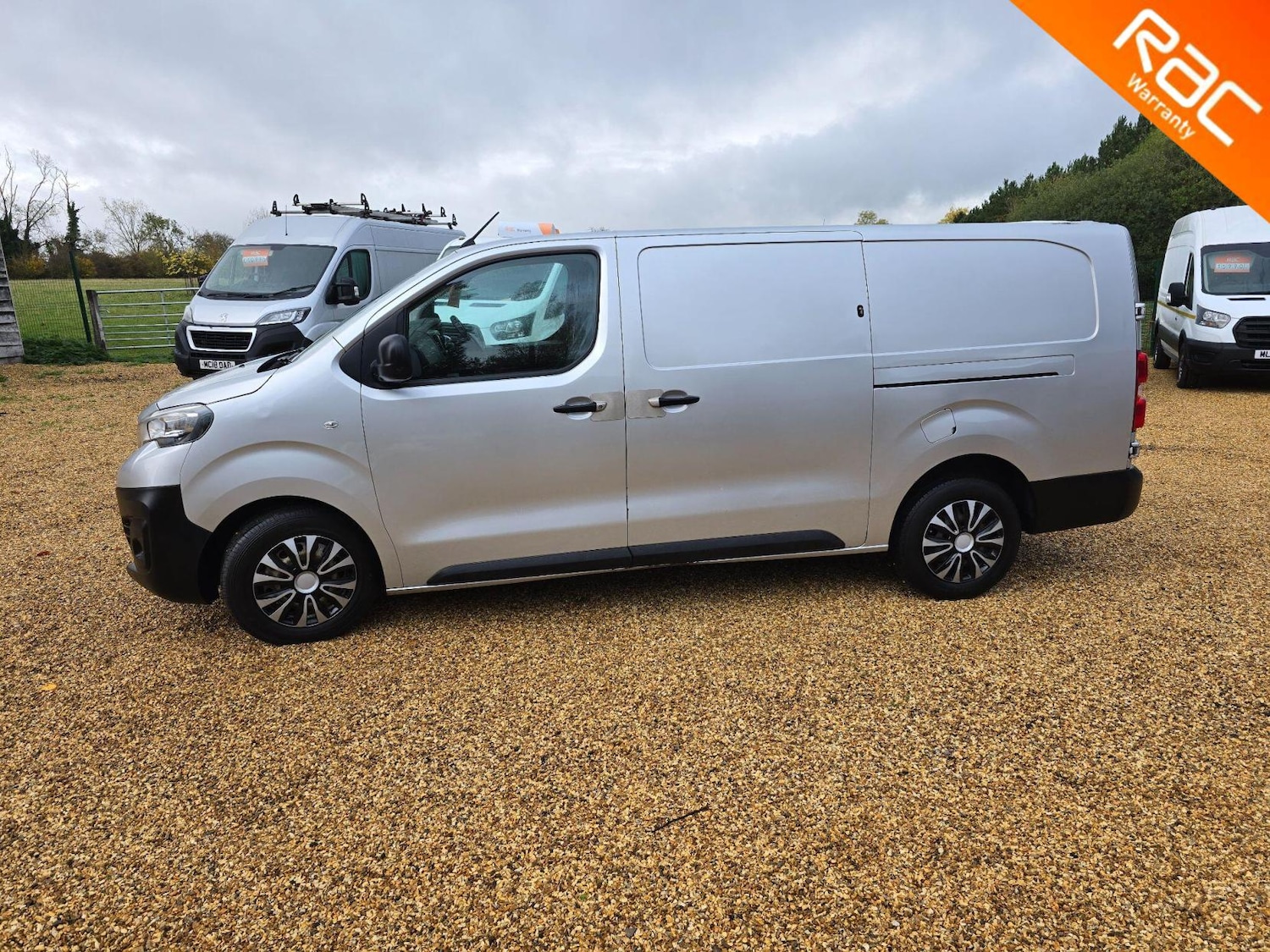 Used Peugeot Expert 2019 for sale - 76638968: Photo 4