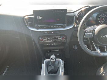 Used Kia Ceed 2025 for sale - 75311321: Photo