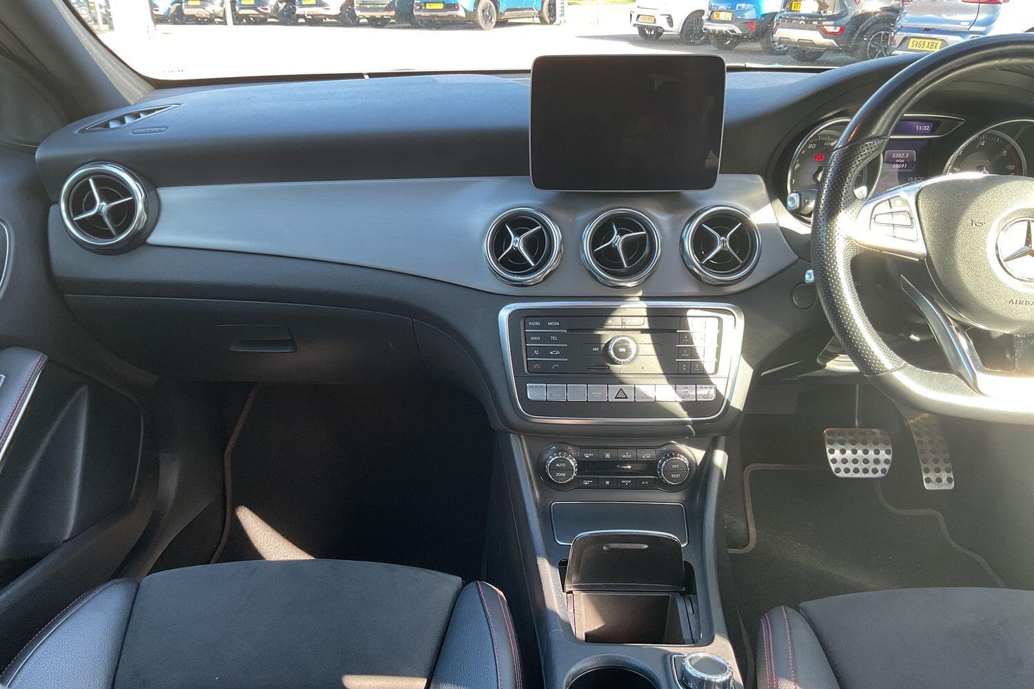 Used Mercedes-Benz GLA 2018 for sale - 75965503: Photo 4