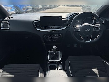 Used Kia Ceed 2025 for sale - 75493774: Photo
