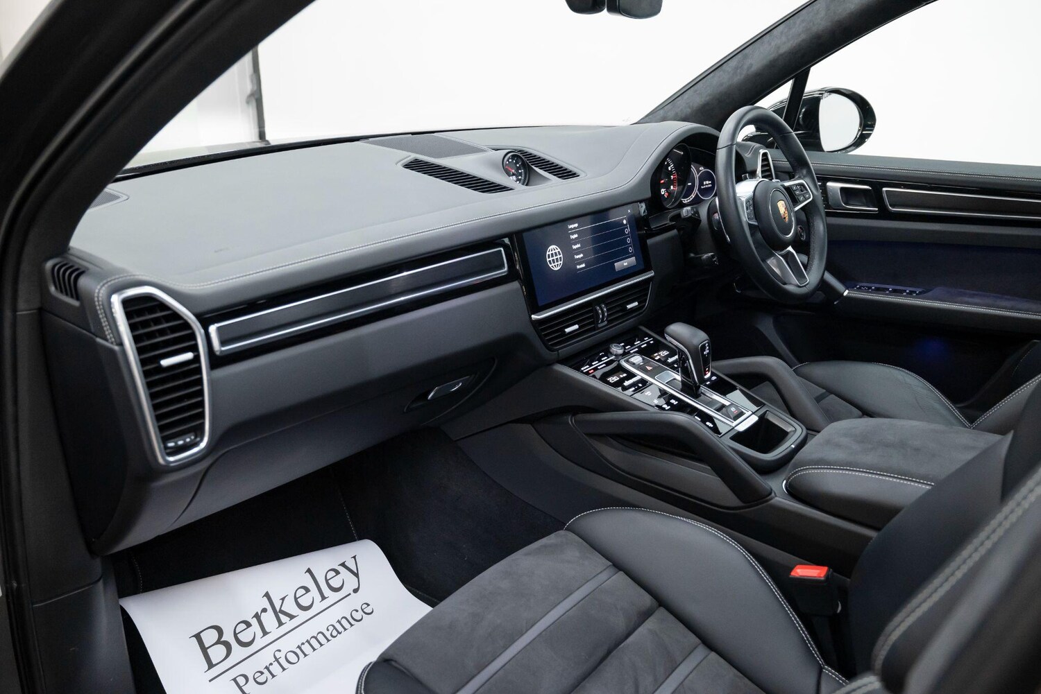 Used Porsche Cayenne for sale - 77511441: Photo 16