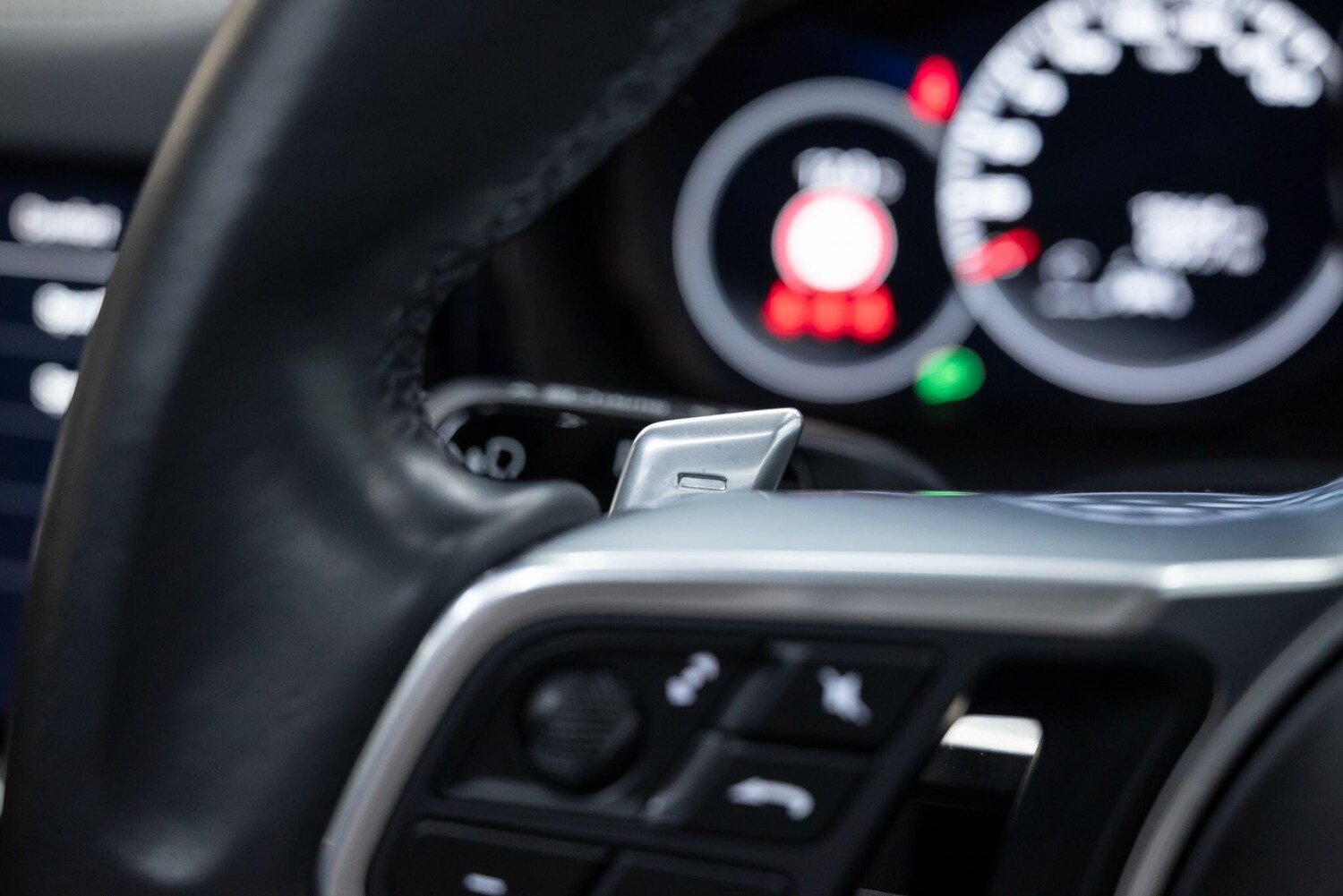 Used Porsche Cayenne for sale - 77511441: Photo 37