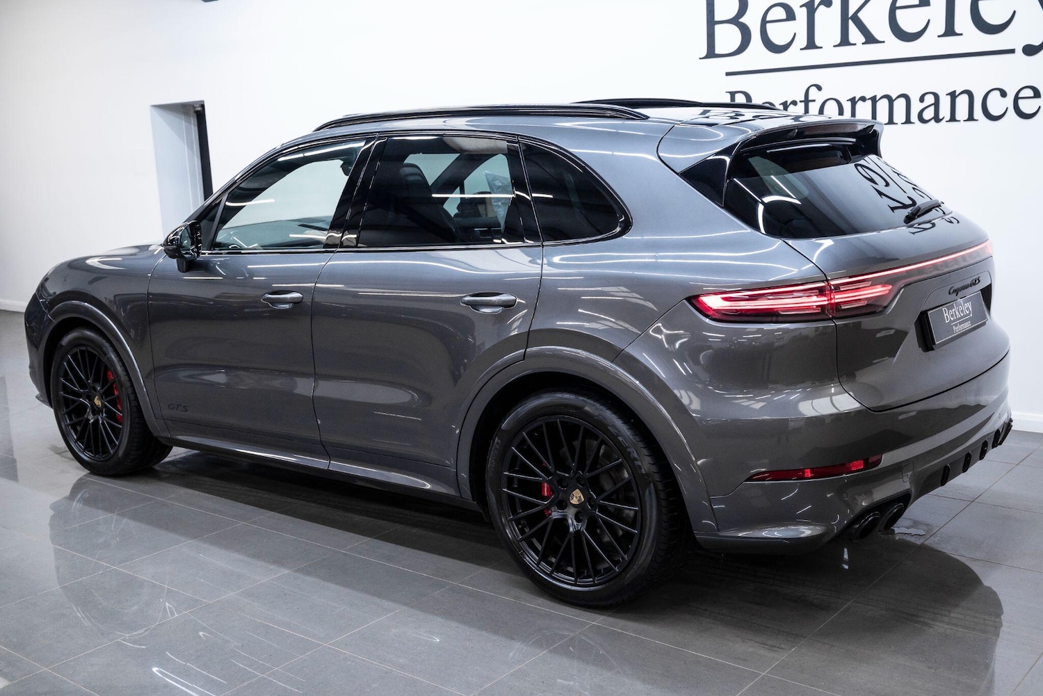 Used Porsche Cayenne for sale - 77511441: Photo 5