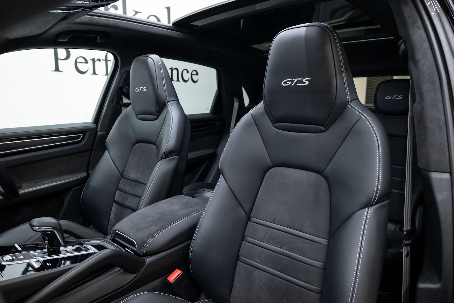 Used Porsche Cayenne for sale - 77511441: Photo 59