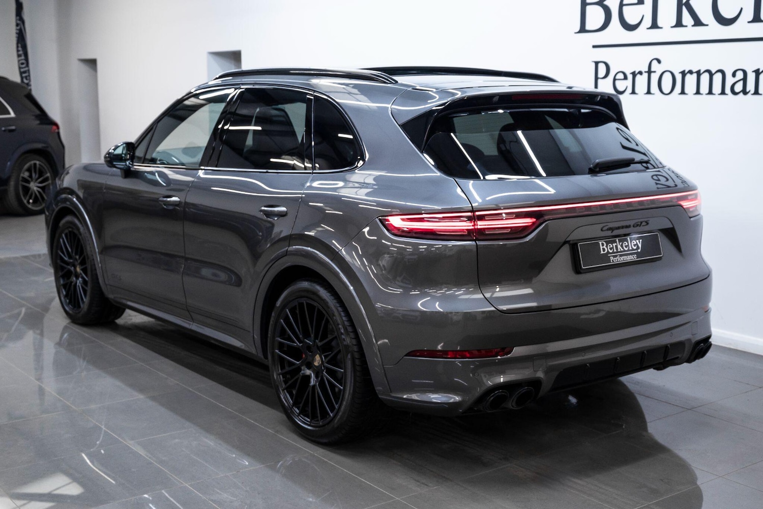 Used Porsche Cayenne for sale - 77511441: Photo 9