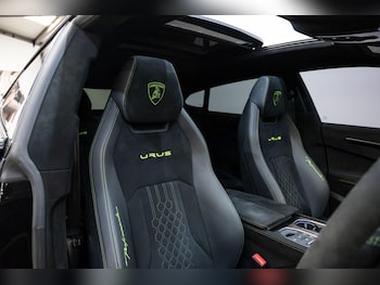 Used Lamborghini Urus 2023 for sale - 79484142: Photo