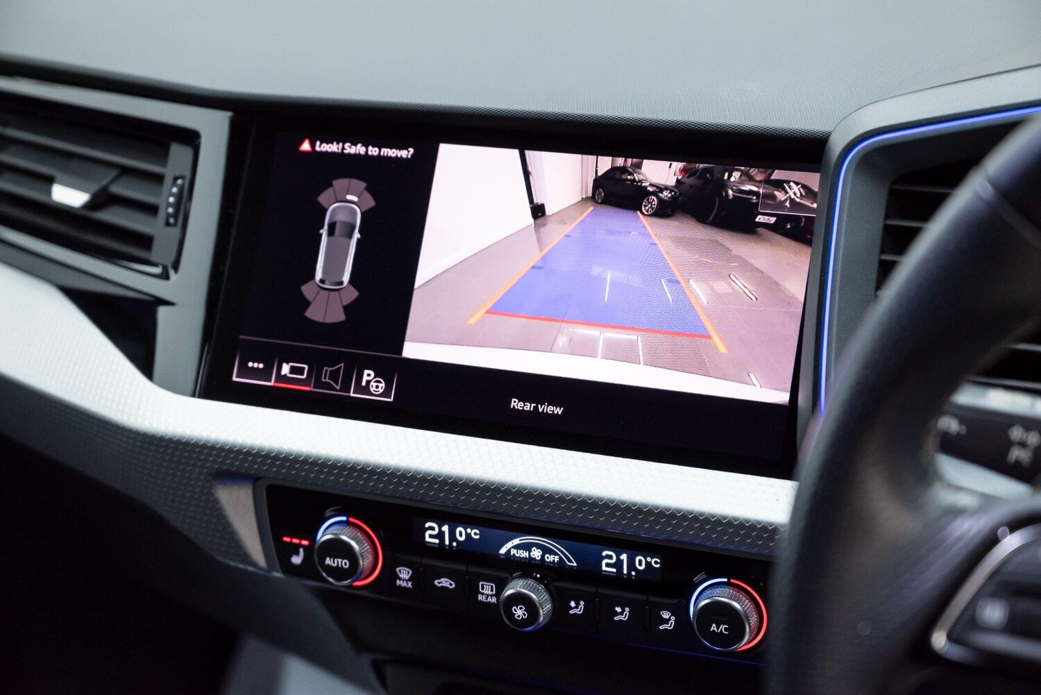 Used Audi A1 for sale - 77510393: Photo 42