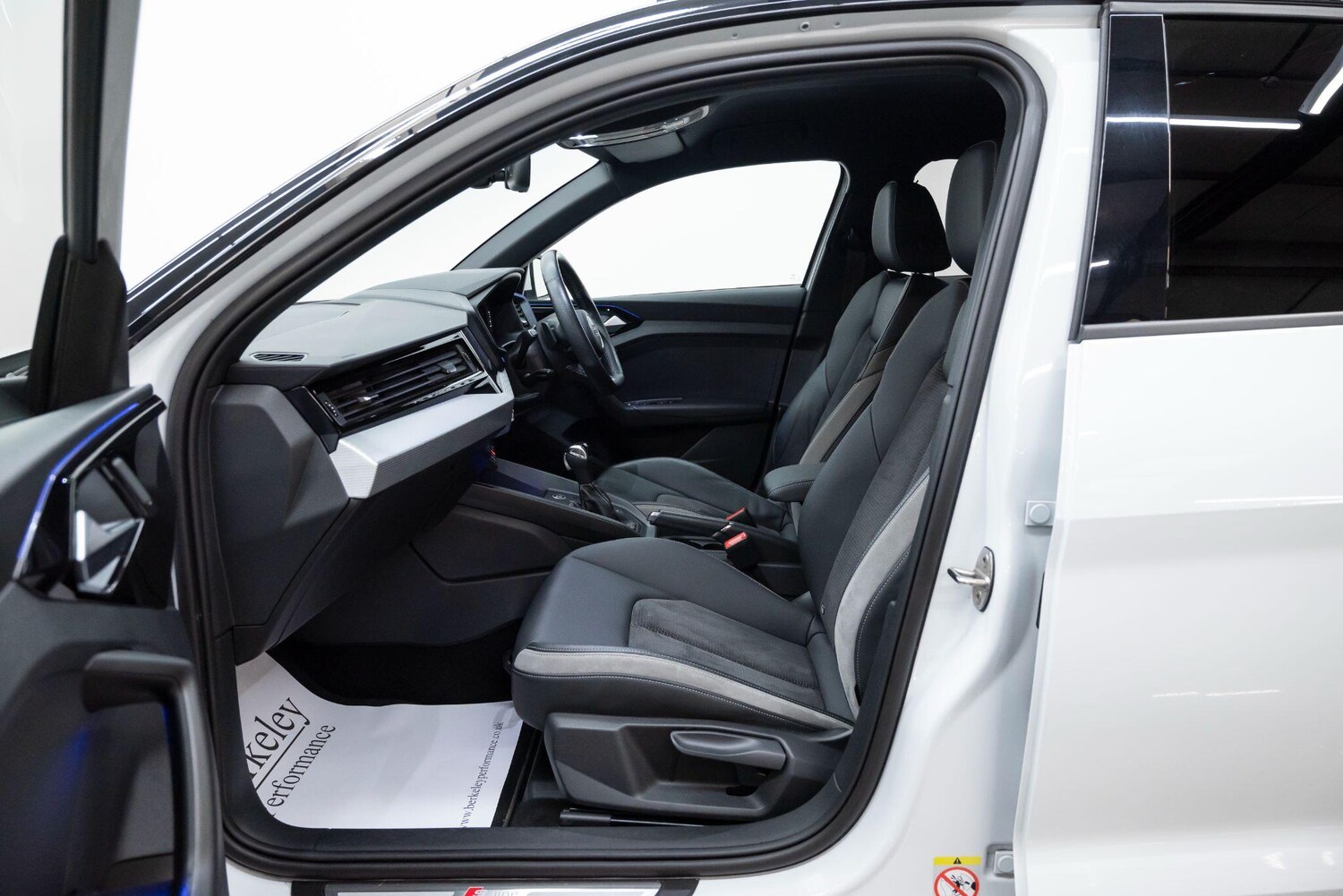 Used Audi A1 for sale - 77510393: Photo 50