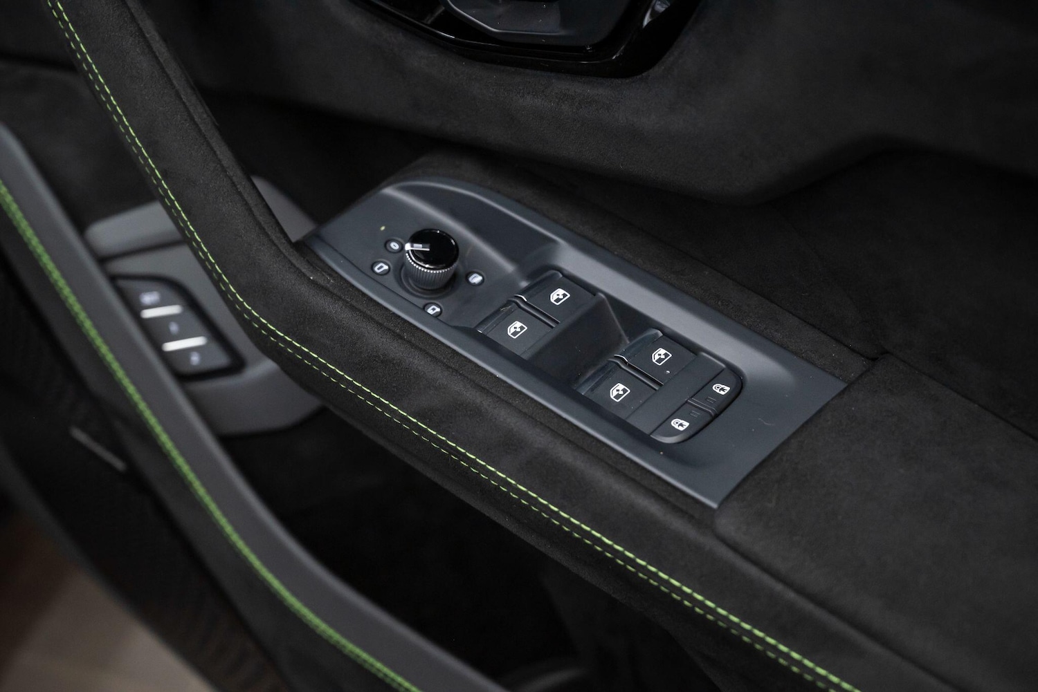 Used Lamborghini Urus 2023 for sale - 77538137: Photo 30