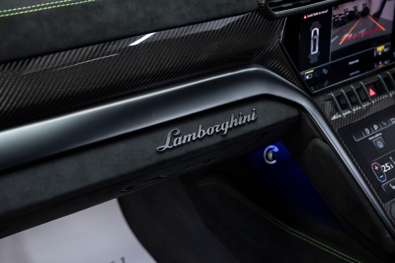 Used Lamborghini Urus 2023 for sale - 77538137: Photo 67