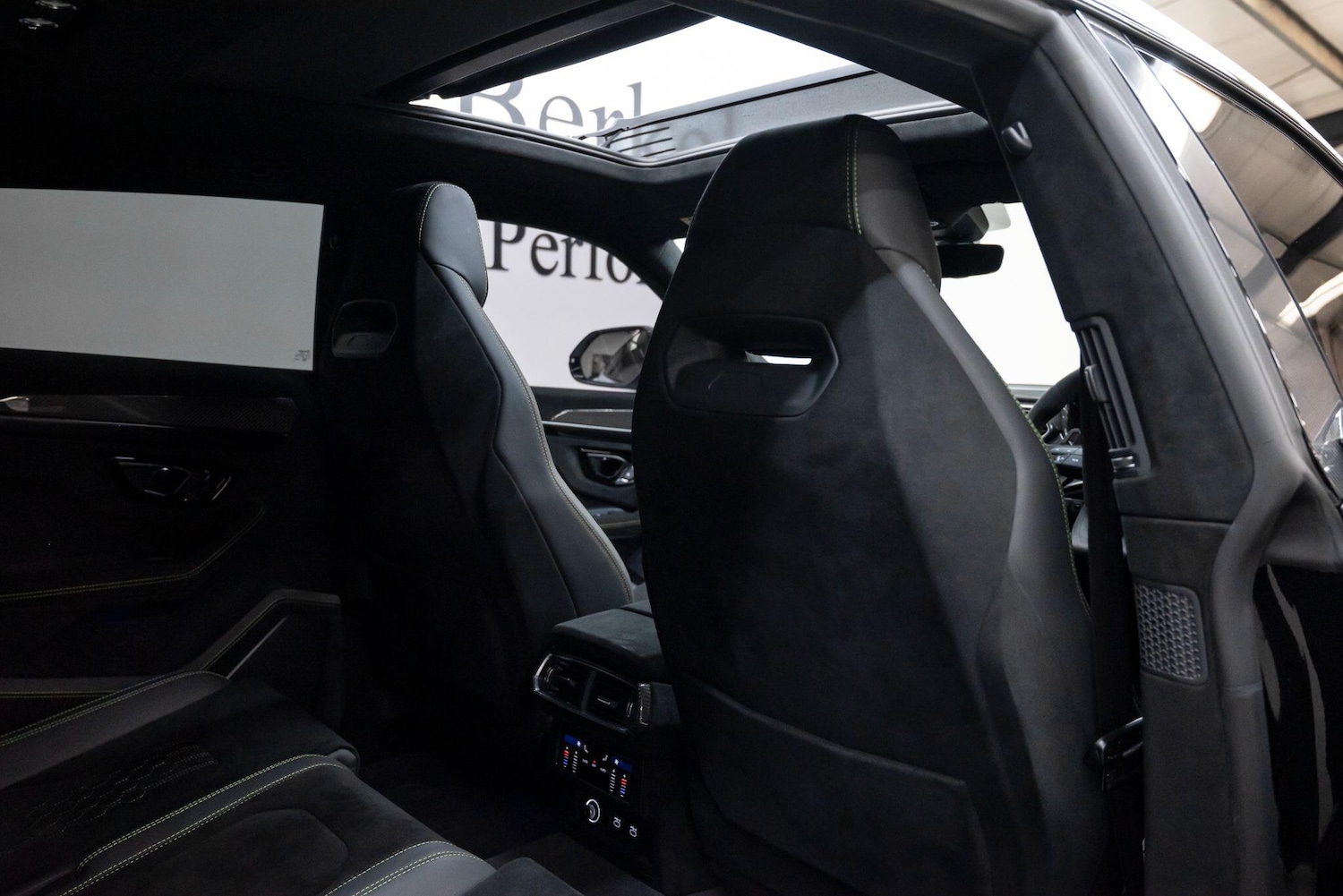 Used Lamborghini Urus 2023 for sale - 77538137: Photo 70