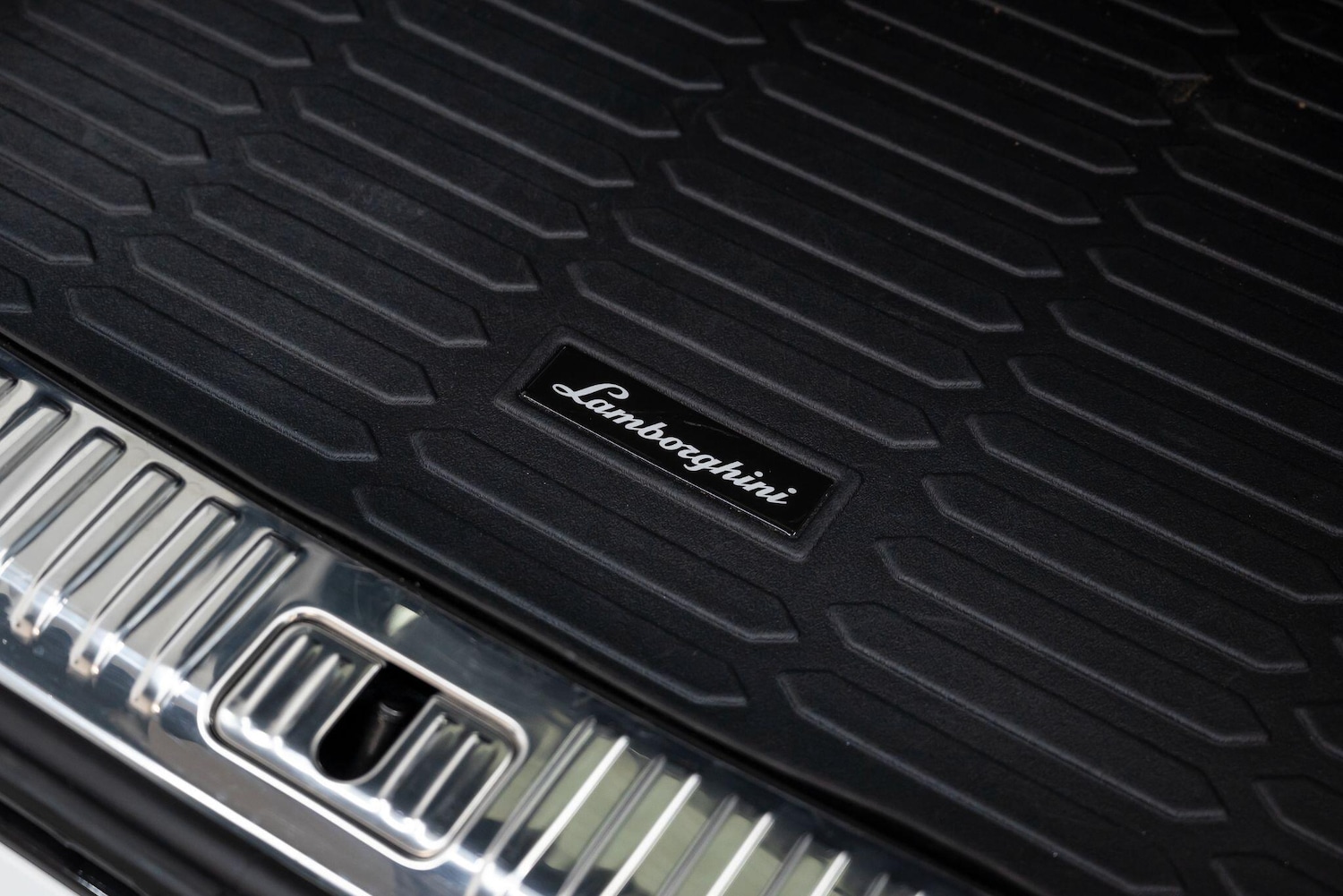 Used Lamborghini Urus 2023 for sale - 77538137: Photo 81