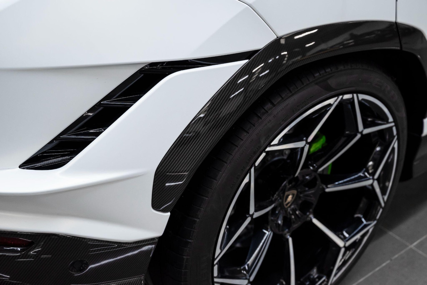 Used Lamborghini Urus 2023 for sale - 77538137: Photo 86