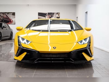 Used Lamborghini Huracan 2024 for sale - 79075460: Photo