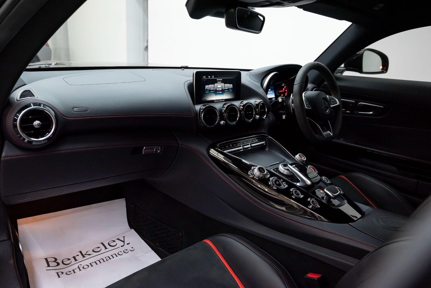 Used Mercedes-Benz AMG GT 2015 for sale - 77510029: Photo 19