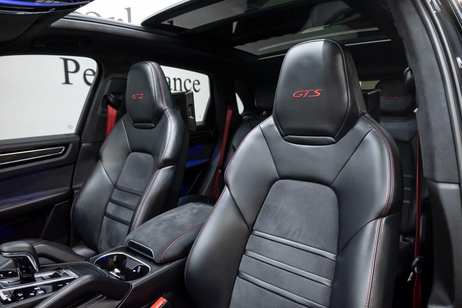 Used Porsche Cayenne 2022 for sale - 78101258: Photo 60