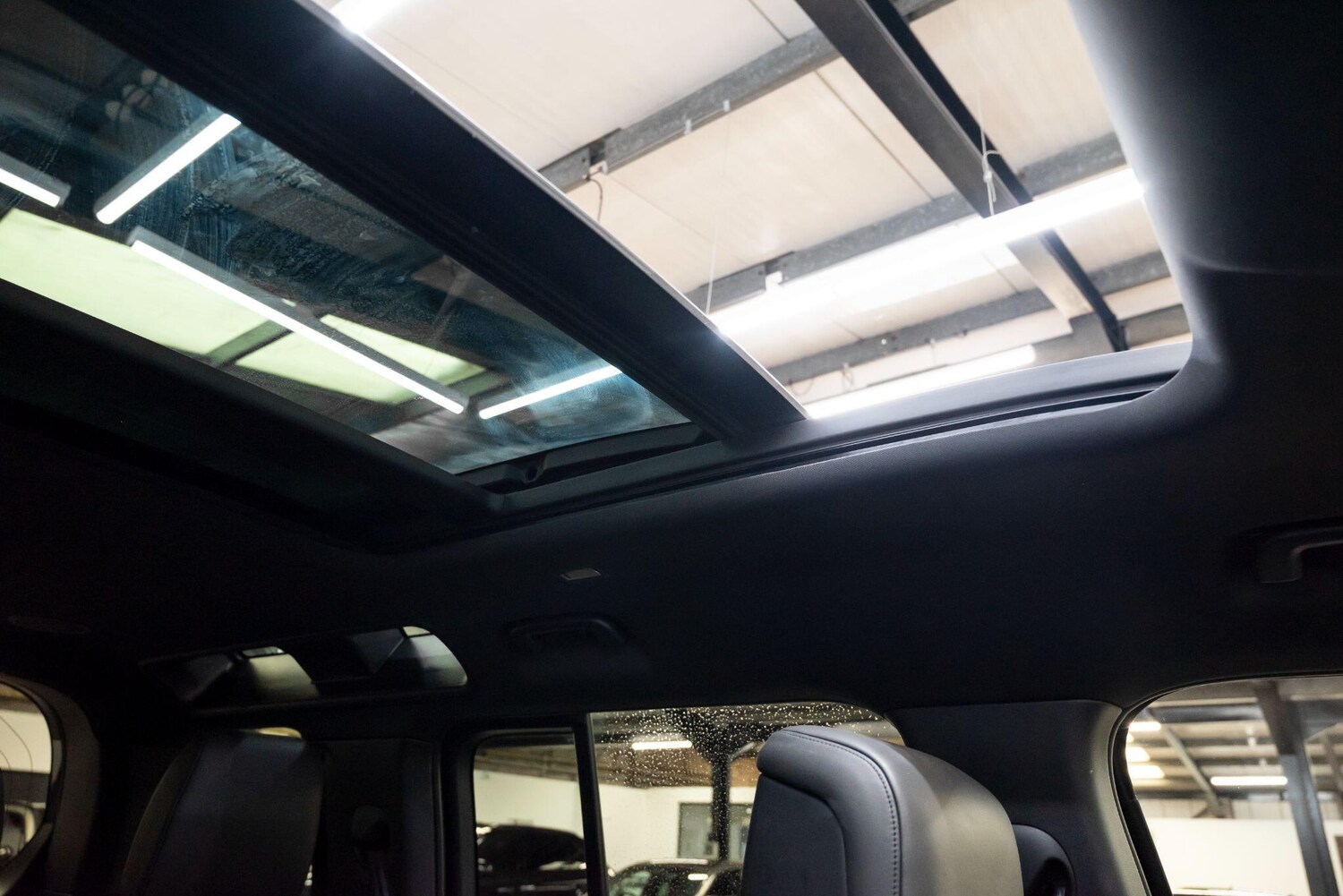 Used Land Rover Defender 2024 for sale - 77510559: Photo 30