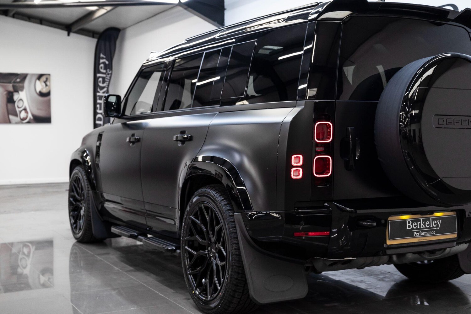 Used Land Rover Defender 2024 for sale - 77510559: Photo 6