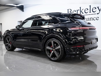 Used Porsche Cayenne 2024 for sale - 78261116: Photo