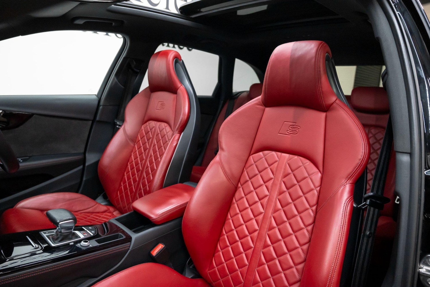 Used Audi A4 2021 for sale - 77509679: Photo 3