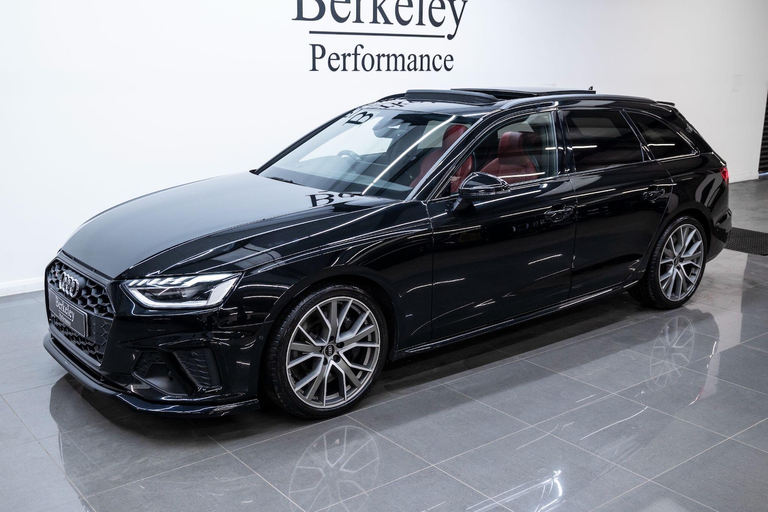 Used Audi A4 2021 for sale - 77509679: Photo 4