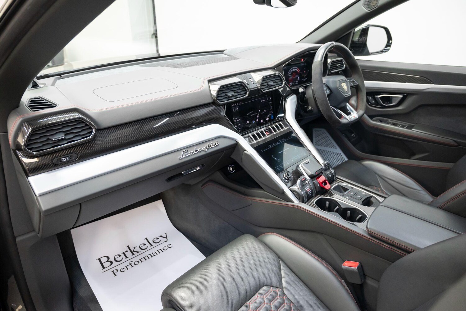 Used Lamborghini Urus 2020 for sale - 78185260: Photo 17