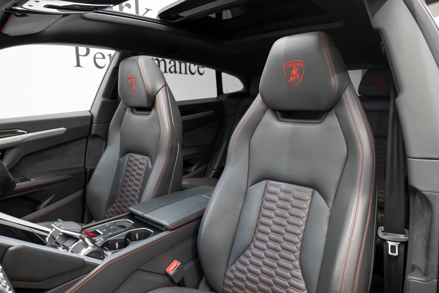 Used Lamborghini Urus 2020 for sale - 78185260: Photo 56