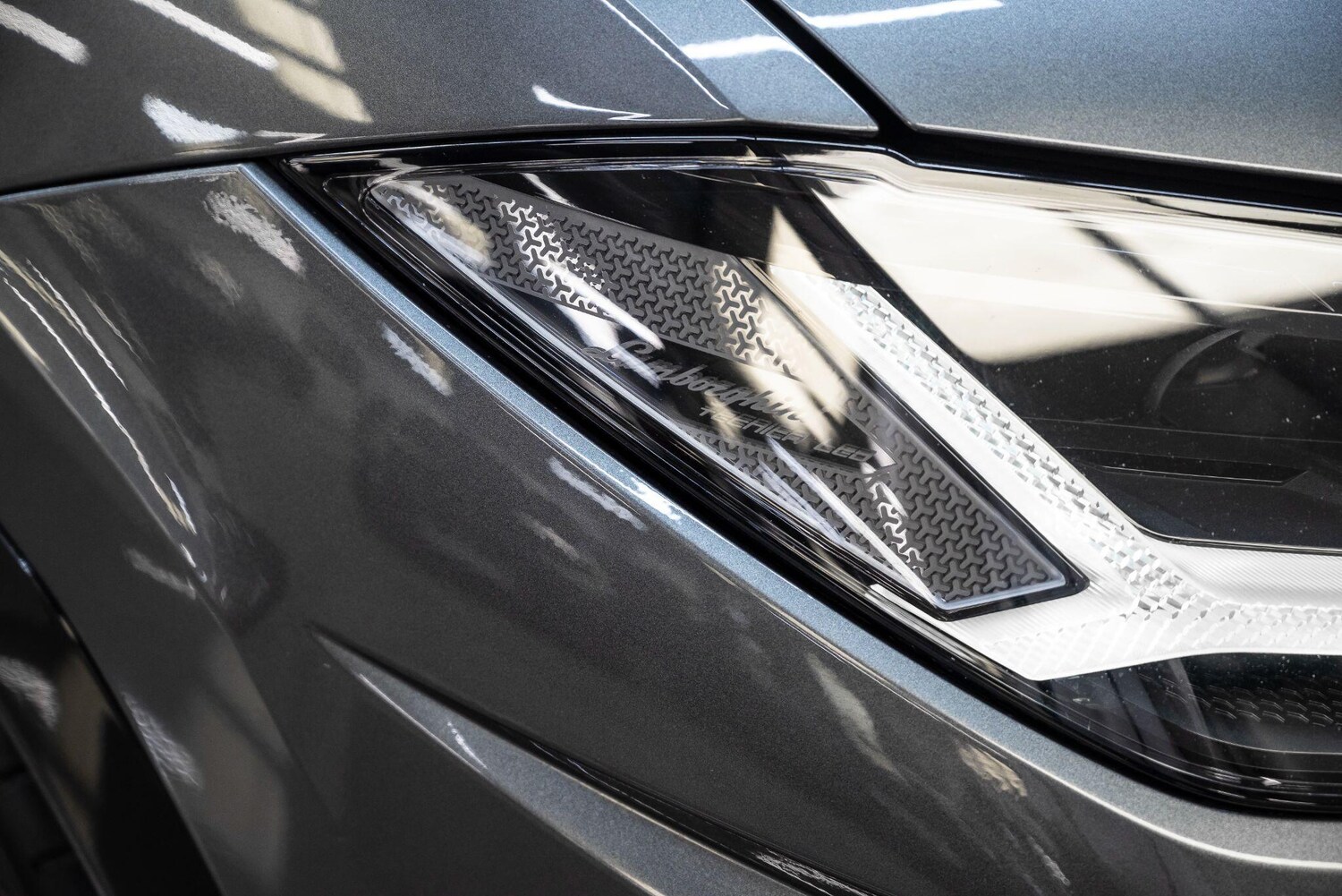 Used Lamborghini Urus 2020 for sale - 78185260: Photo 61