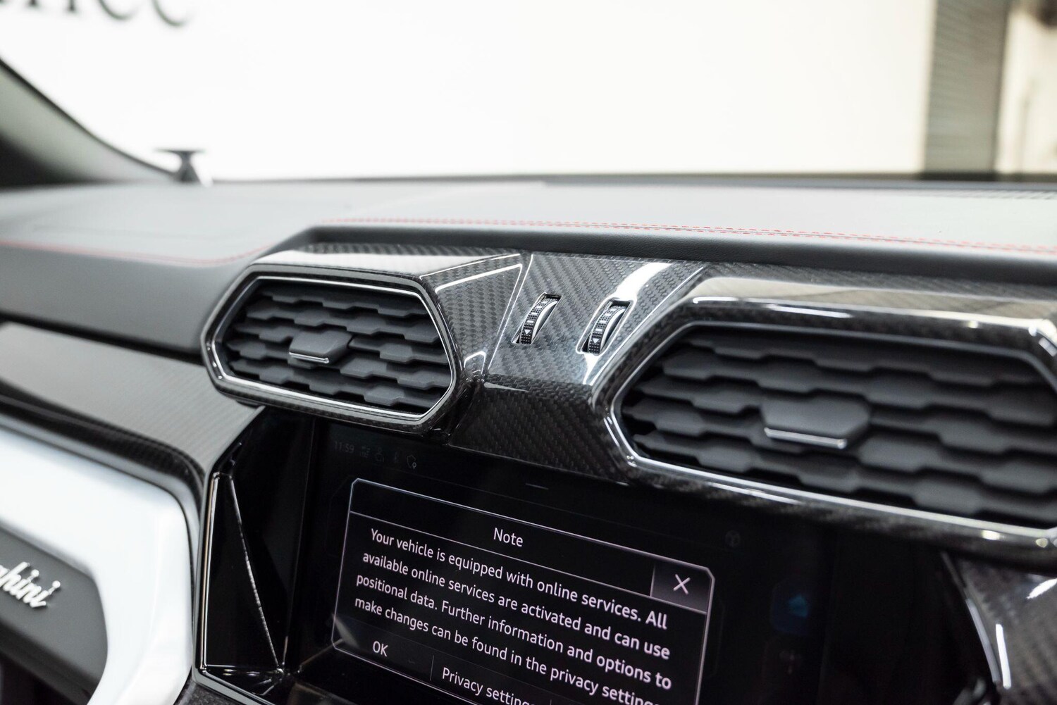 Used Lamborghini Urus 2020 for sale - 78185260: Photo 75