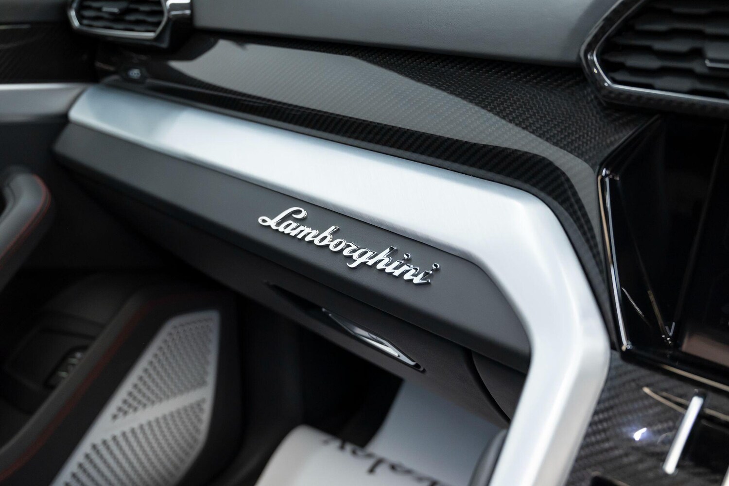 Used Lamborghini Urus 2020 for sale - 78185260: Photo 76