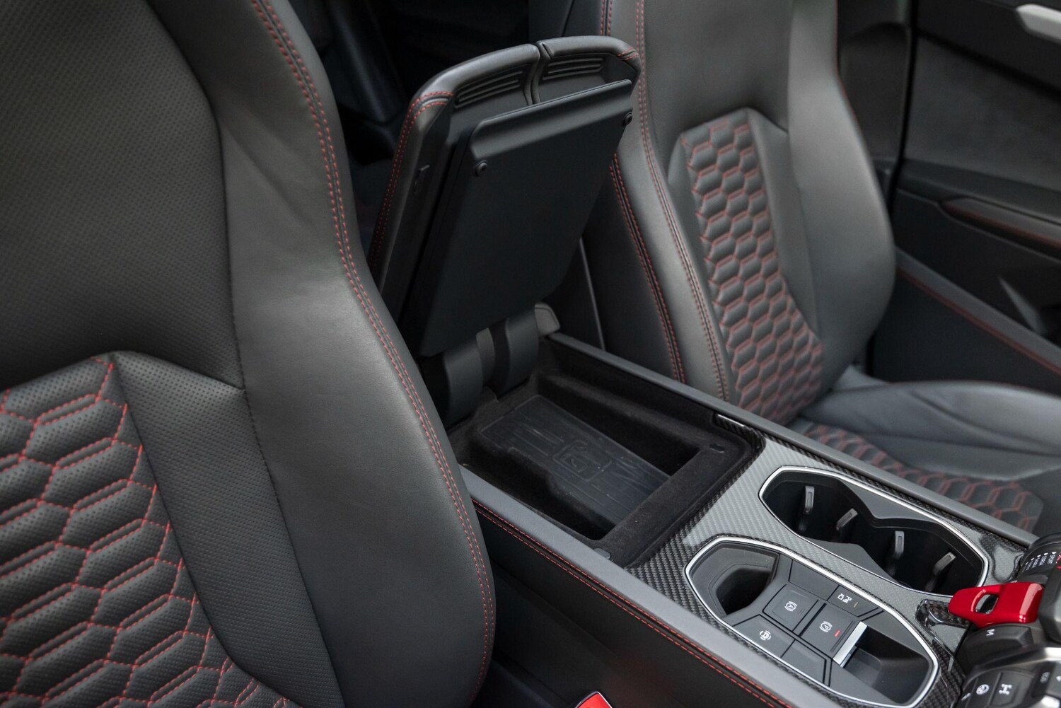 Used Lamborghini Urus 2020 for sale - 78185260: Photo 77