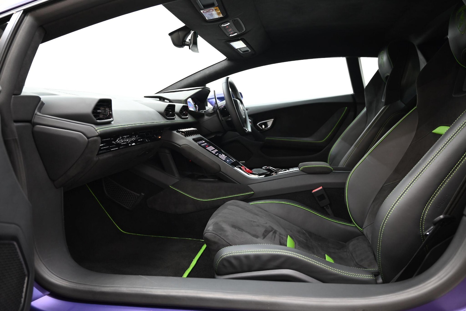 Used Lamborghini Huracan 2023 for sale - 77510799: Photo 10