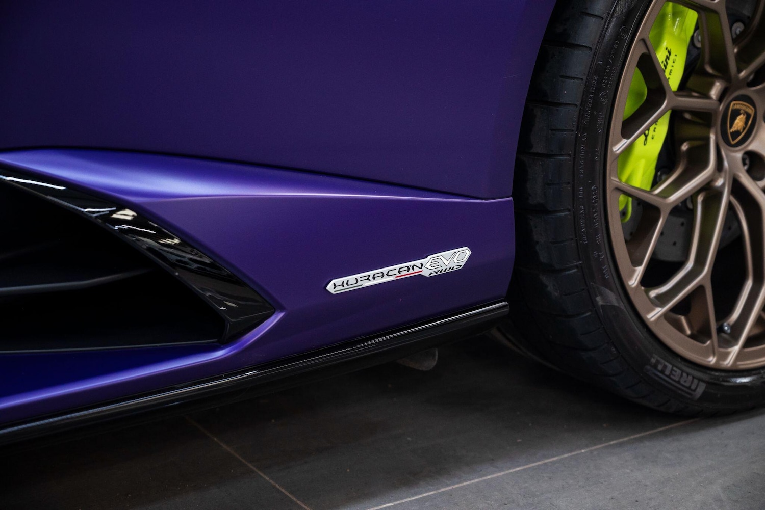 Used Lamborghini Huracan 2023 for sale - 77510799: Photo 35