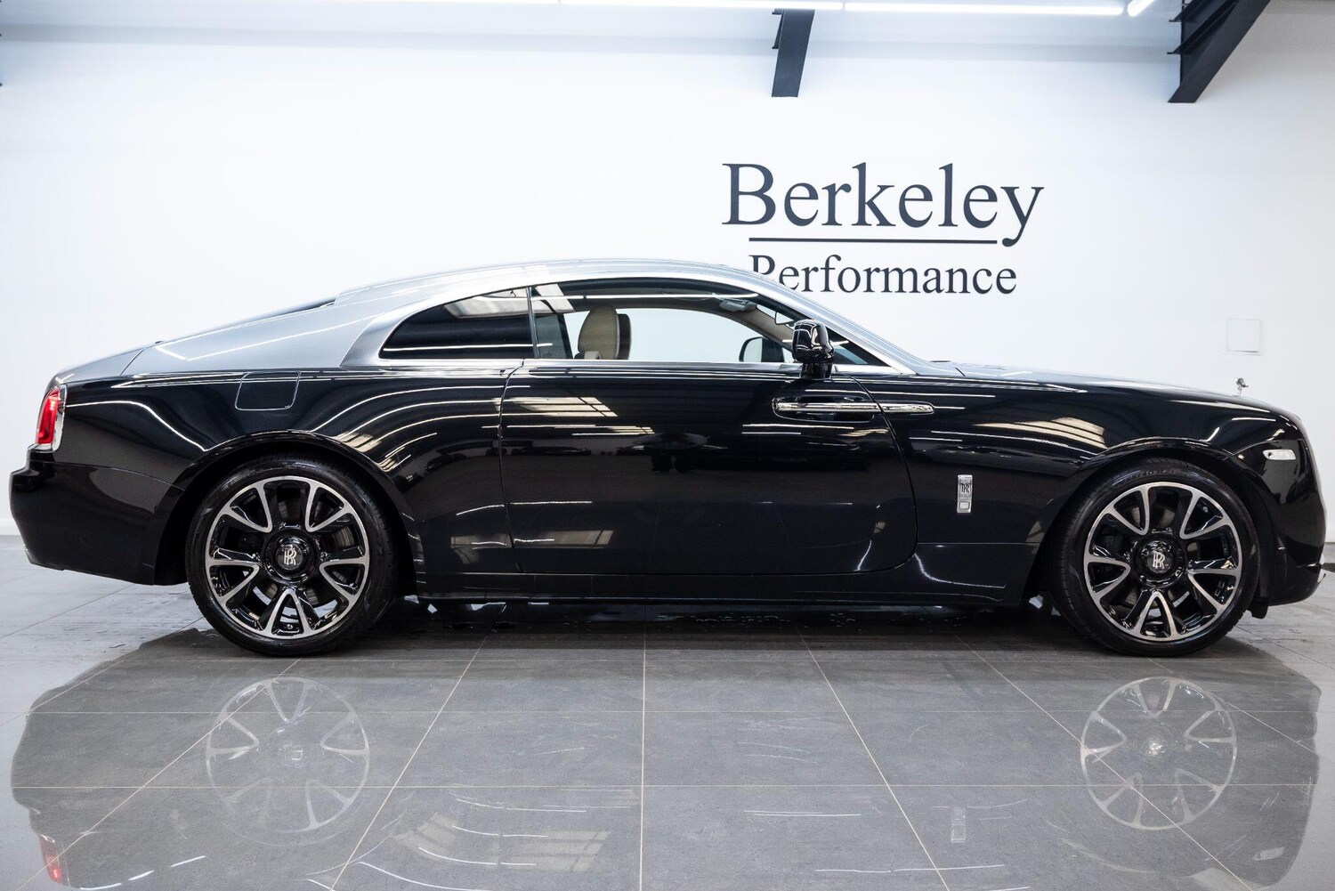 Used Rolls-Royce Wraith for sale - 77892467: Photo 16