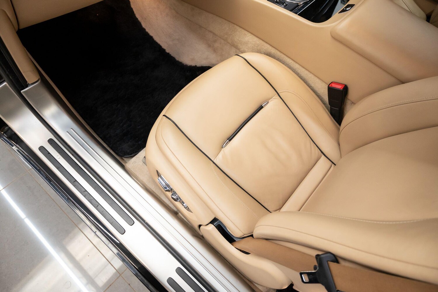 Used Rolls-Royce Wraith for sale - 77892467: Photo 28