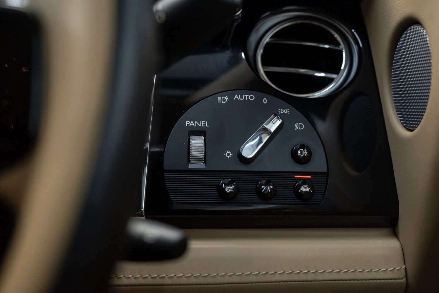 Used Rolls-Royce Wraith for sale - 77892467: Photo 34