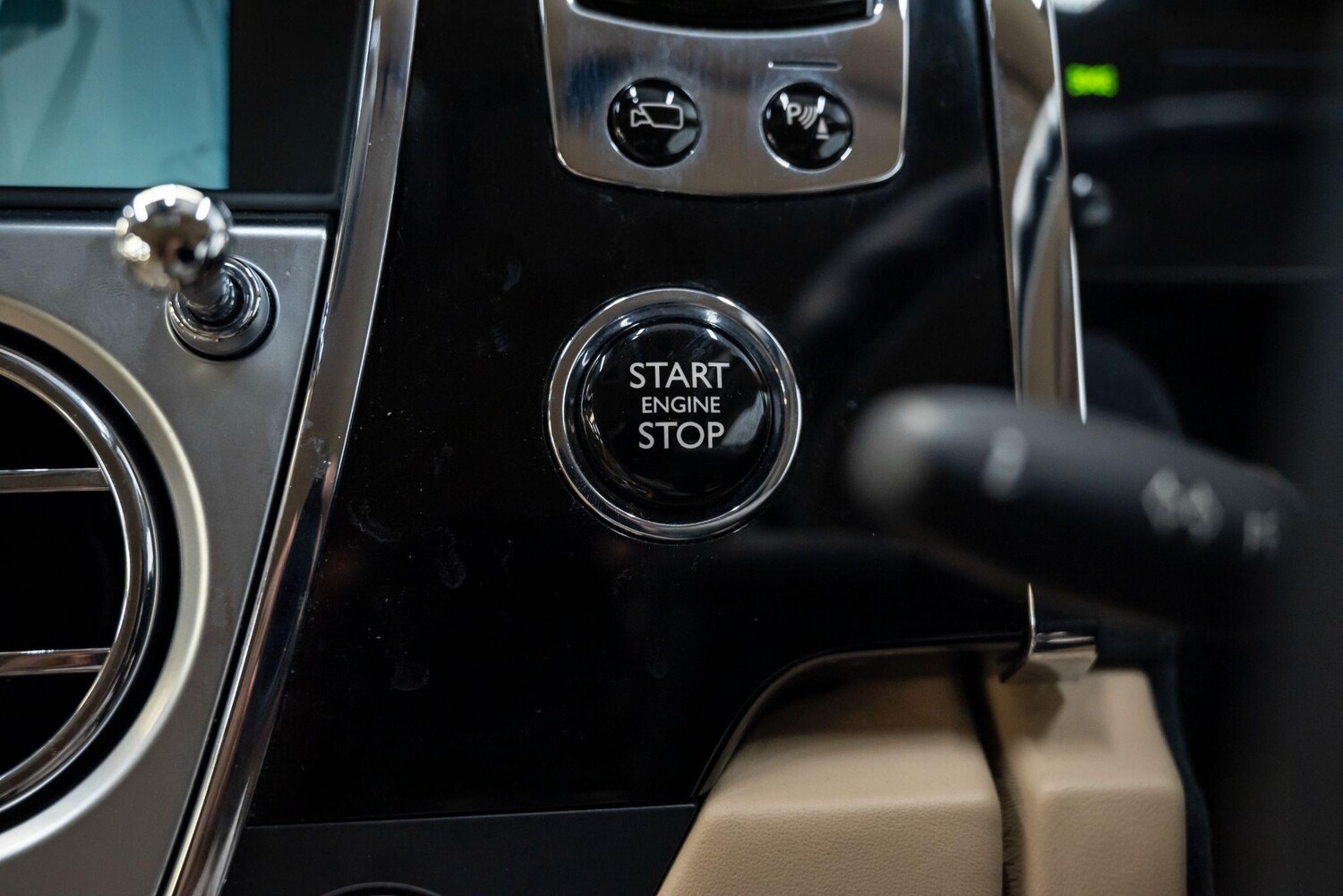 Used Rolls-Royce Wraith for sale - 77892467: Photo 35