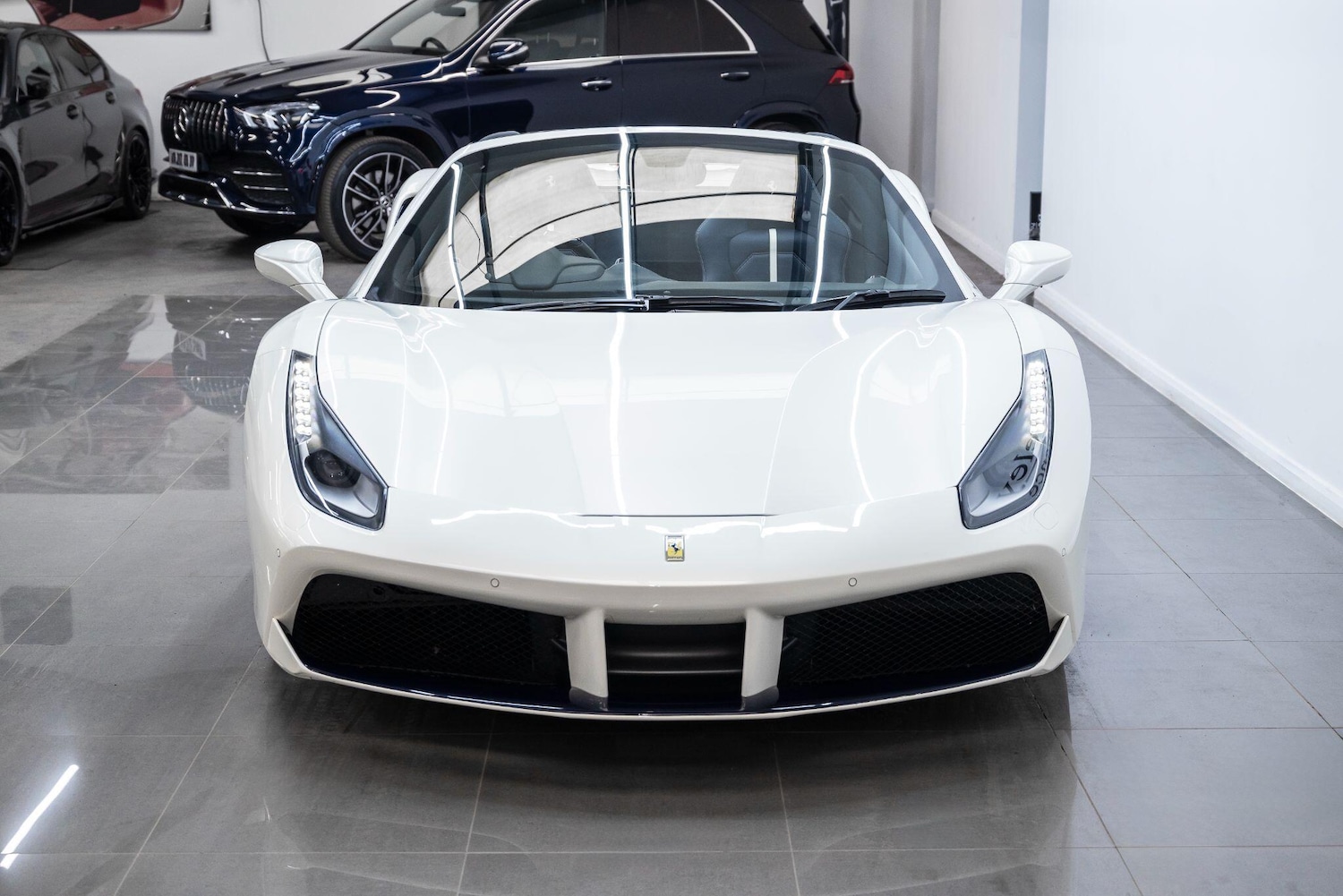 Used Ferrari 488 2017 for sale - 77510722: Photo 2