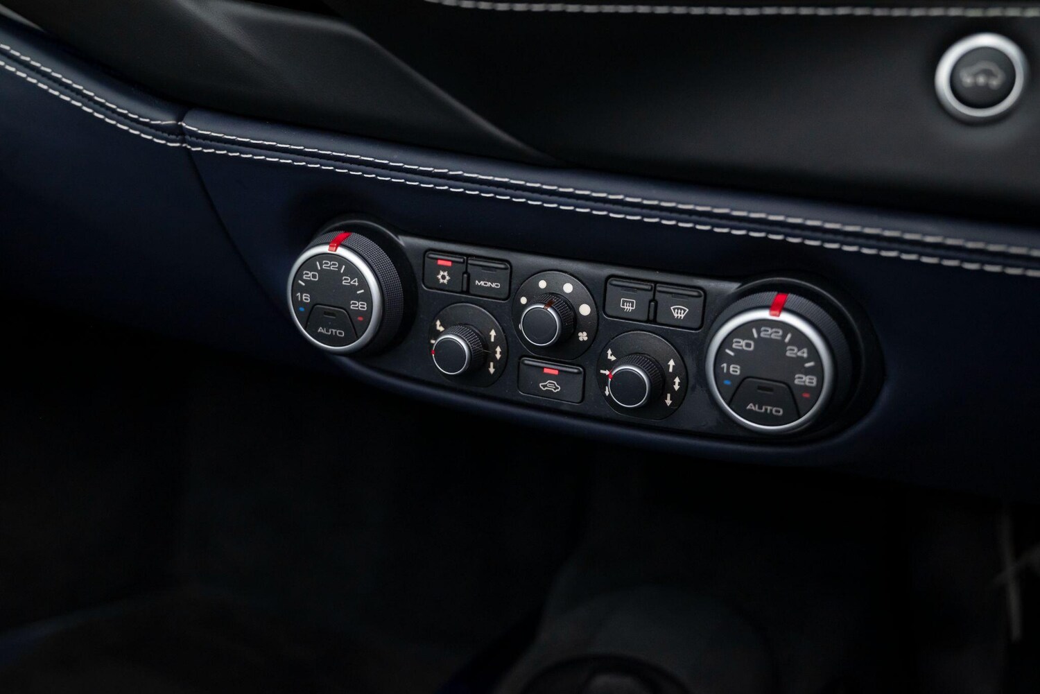 Used Ferrari 488 2017 for sale - 77510722: Photo 40